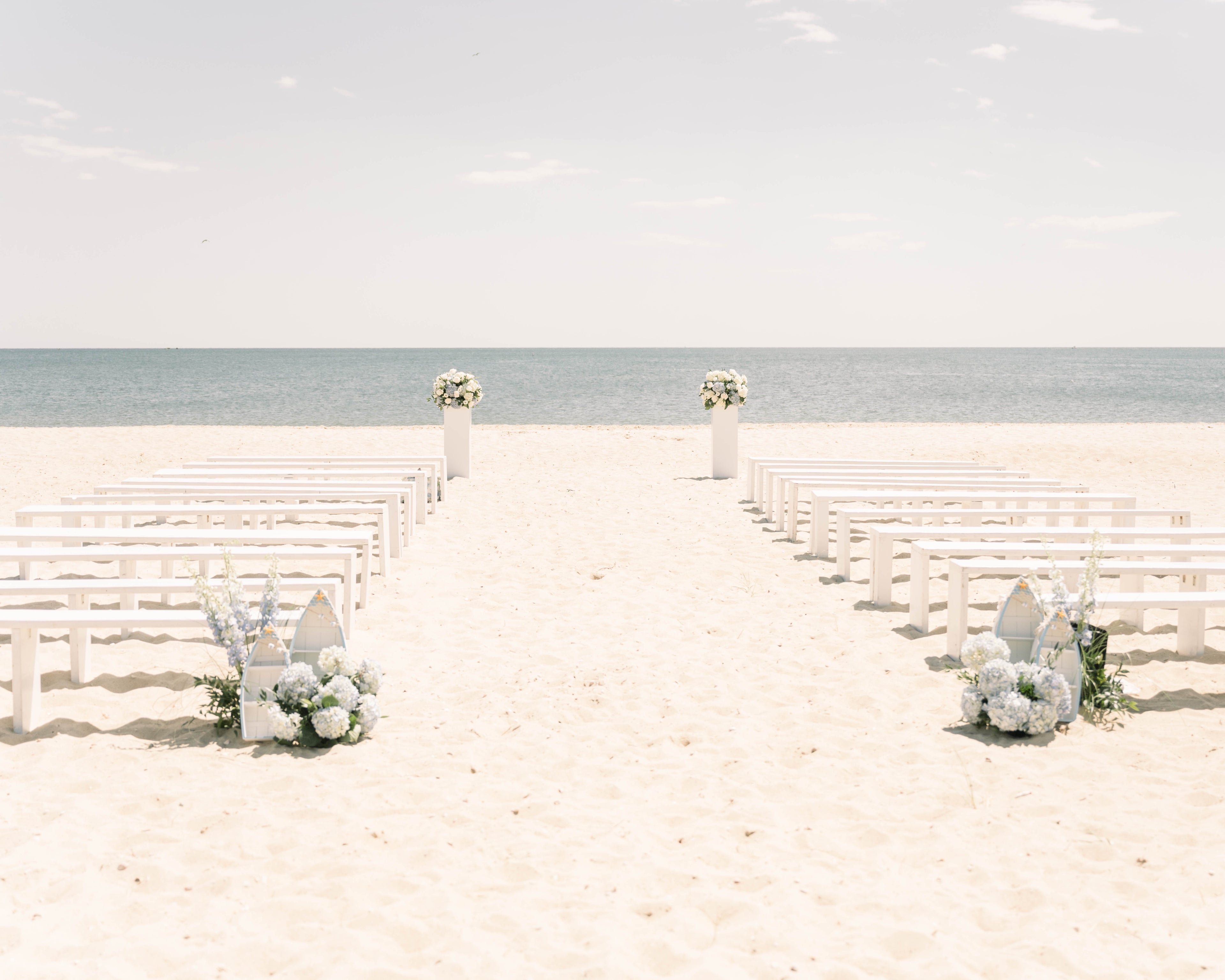 Classic Cape Cod vibe beach ceremony